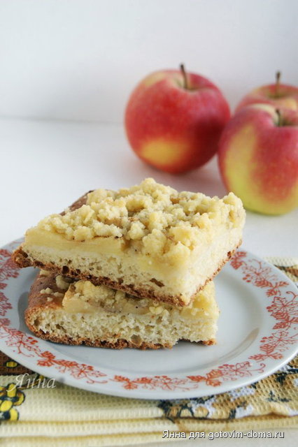 Творожный пирог с яблоками и сладкой крошкой.jpg