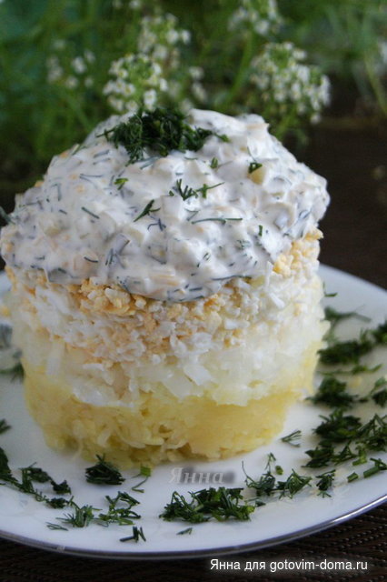 Салат картофельный под соусом по-татарски.jpg