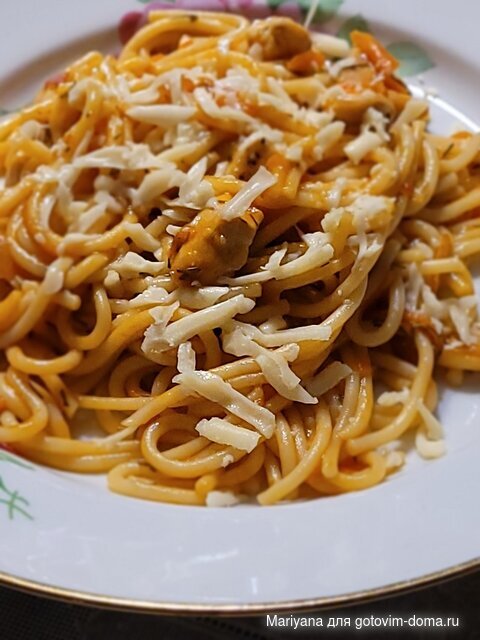 Спагетти с курицей.jpg