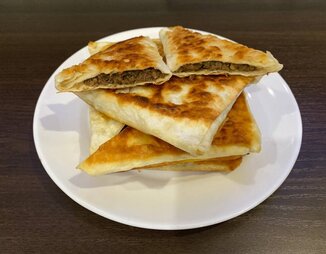 А-ля самса из лаваша или пирожки с мясом и сыром по-кавказски