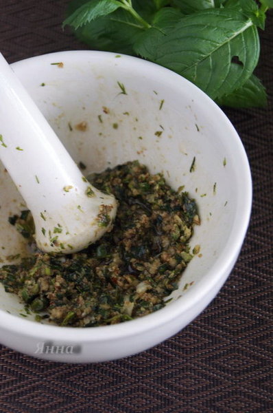 Салат из зеленой стручковой фасоли с орехами фото к рецепту 1