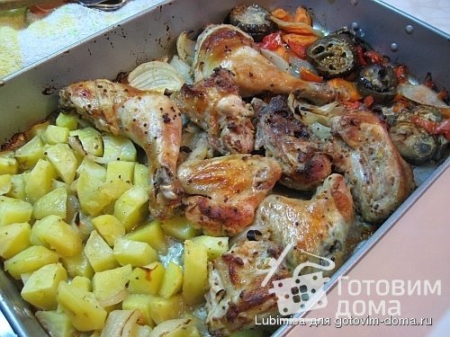 Курица запеченная с овощами фото к рецепту 1