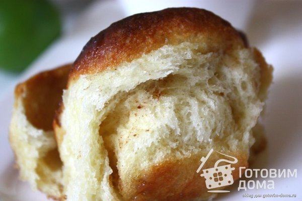 Сахарные булочки с медовой глазурью &quot;Roulé au miel&quot; фото к рецепту 6