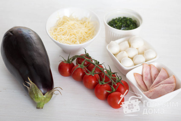 Баклажаны, запеченные в духовке с помидорами, сыром и ветчиной фото к рецепту 1