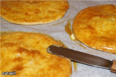 Менгрельские xачапури  с сыром и Кубдари с мясом фото к рецепту 10