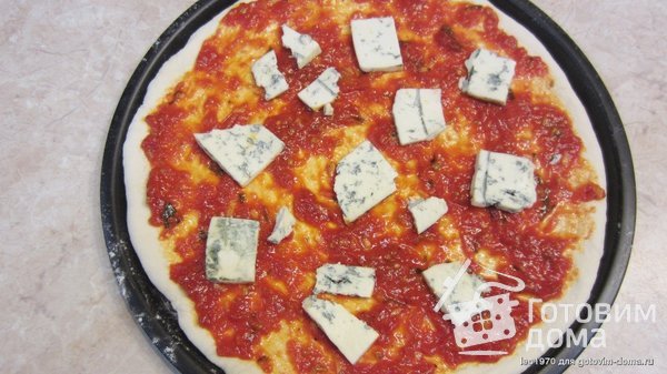 Пицца &quot;Четыре сыра&quot; с тестом от Джейми Оливера фото к рецепту 25