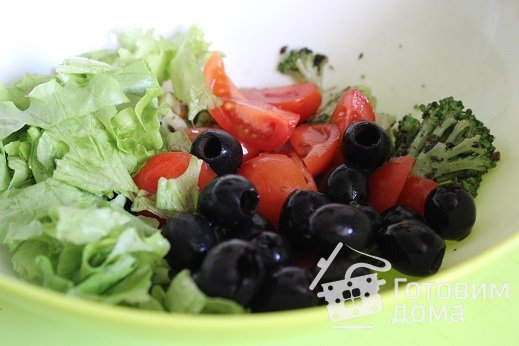Салат с пастой фузилли и брокколи фото к рецепту 3