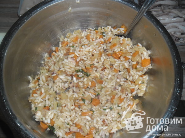 Каламарья гемиста (Кальмары фаршированные рисом) фото к рецепту 5
