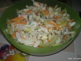 Салат с капустой "Пестренький"