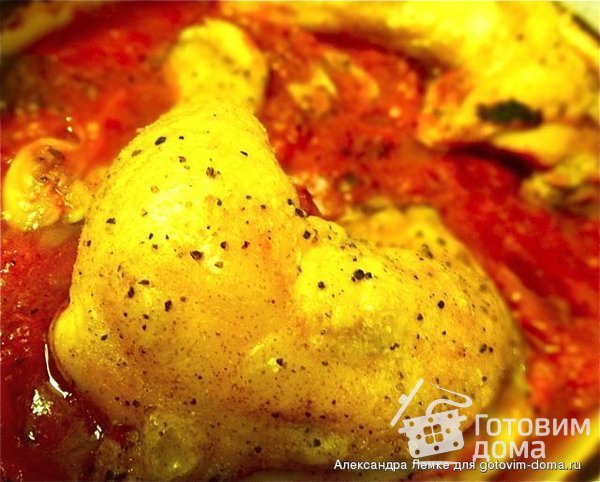 Курица, запеченная с помидорами фото к рецепту 1
