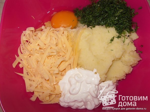 Котлеты из картофеля, сыра и укропа с грибами + соус фото к рецепту 1