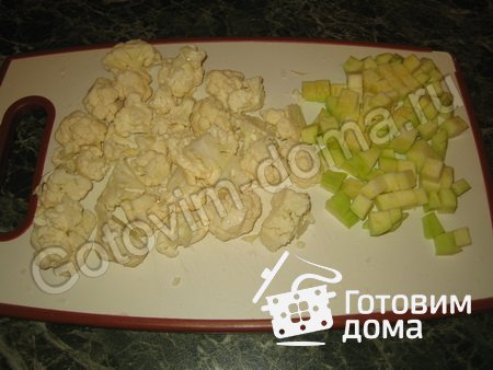 Суп рисовый с цветной капустой и кабачком фото к рецепту 3