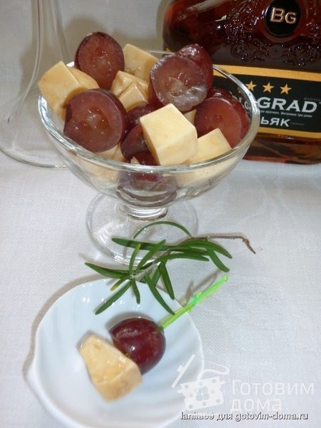 Сыр с виноградом, маринованный фото к рецепту 5