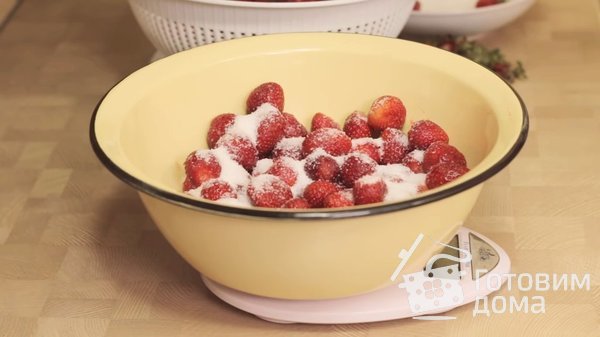 Рецепт густого клубничного варенья с целыми ягодами фото к рецепту 1