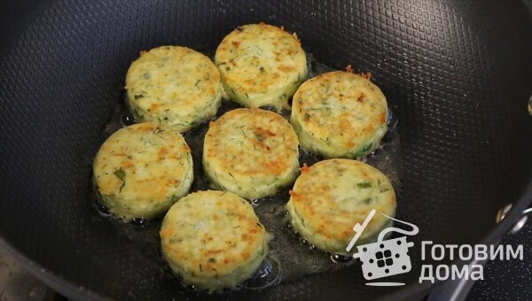 Сырники с сыром и зеленью фото к рецепту 10