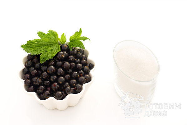Черная смородина, протертая с сахаром (холодное варенье) фото к рецепту 1