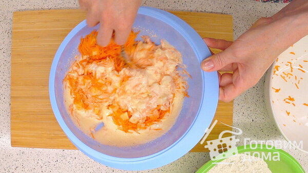 Морковный кекс с орехово-ананасовой начинкой фото к рецепту 12
