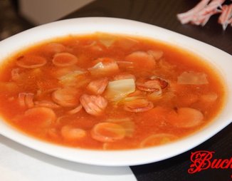 Суп томатный   с сосисками