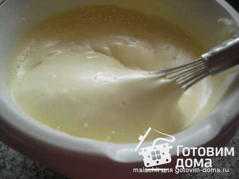 Бисквитное тесто (не  разделяя яйца, с добавлением кипятка) фото к рецепту 7