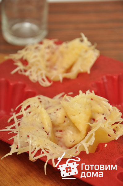 Сырные корзинки с салатом из морепродуктов фото к рецепту 3