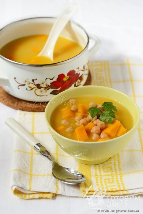 Мексиканский суп с нутом и тыквой