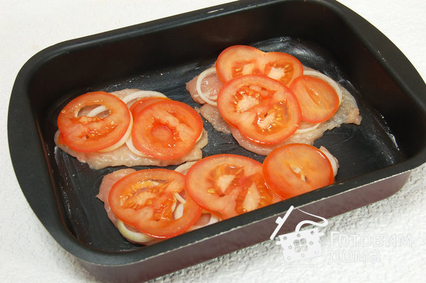 Куриные отбивные с помидорами и болгарским перцем фото к рецепту 3