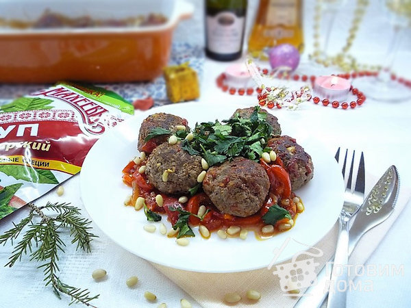 Тефтели из баранины с томатным соусом и кедровыми орешками фото к рецепту 11