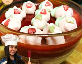 Легкий сливочно-клубничный десерт на 14 февраля