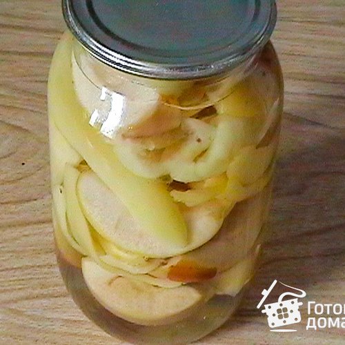 Перец маринованный с яблоками
