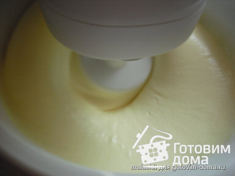 Бисквитное тесто (не  разделяя яйца, с добавлением кипятка) фото к рецепту 5