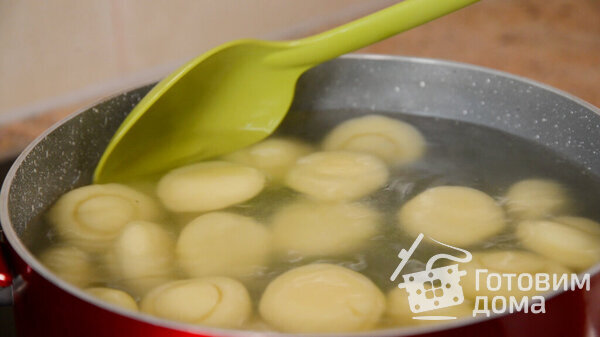 Грибочки из картошки - что приготовить вместо макарон фото к рецепту 9