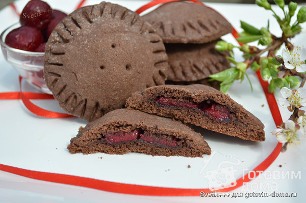 Шоколадное печенье с вишней фото к рецепту 4