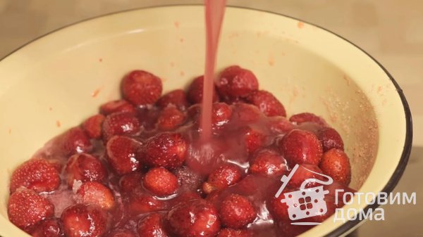 Рецепт густого клубничного варенья с целыми ягодами фото к рецепту 2